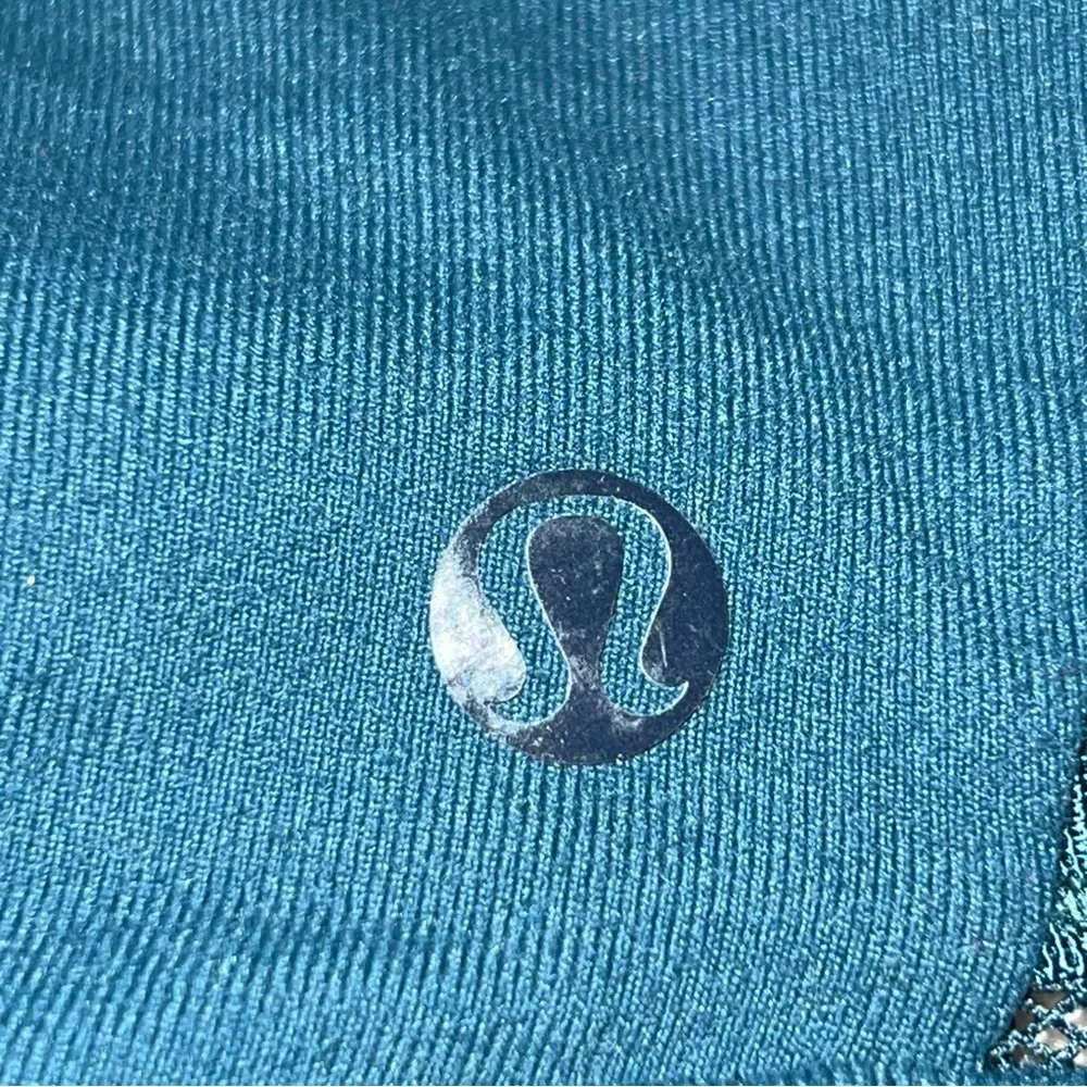 Lululemon Athletica Women’s Deep Blue Tank Top w/Teal Built in Bra-Size 8 - Picture 10 of 10
